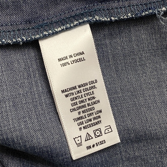 CeCe Denim Tie Waist Button Front Shirtdress Chambray - Picture 7 of 9